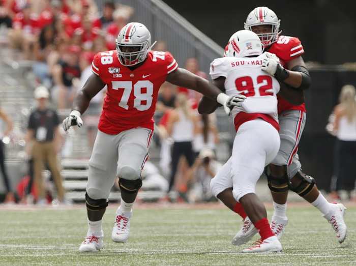 Ohio State OT Nicholas Petit-Frere blocking